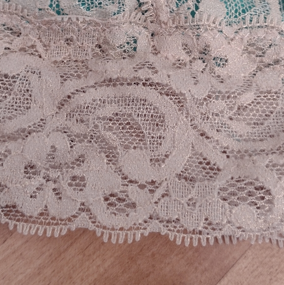 Native Intimates Brand padded bra Camisole 38C - Picture 3 of 8